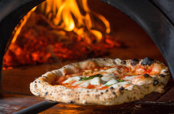 Investir dans un Four à Pizza de Qualité avec Cuisimat Groupe 2025